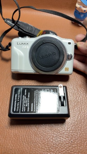 Corpo fotocamera mirrorless